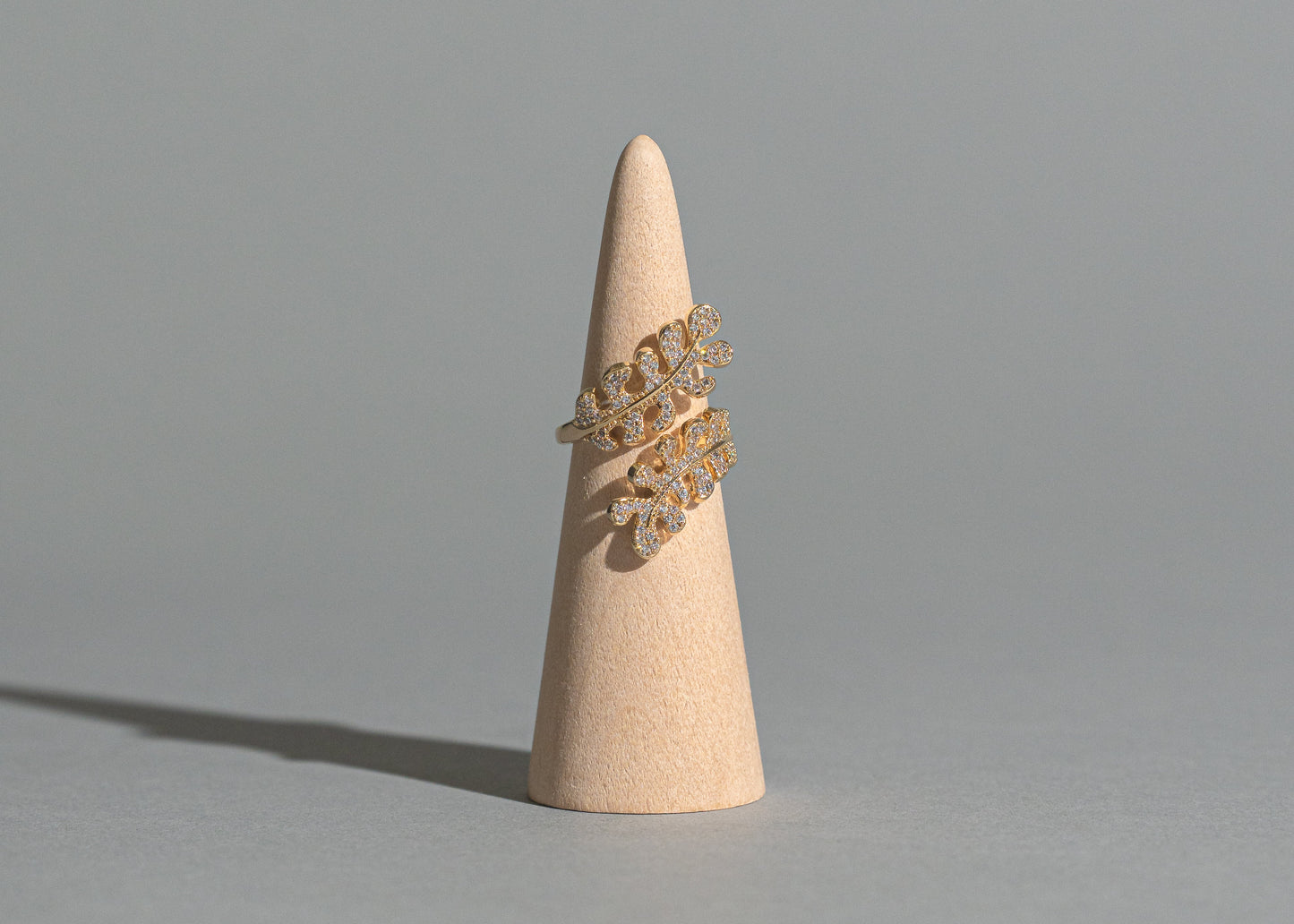 The Meadow Vine Ring